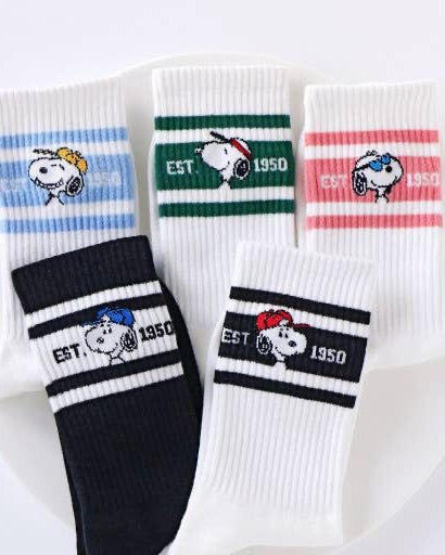 Snoopy Sports Crew Ankle Socks : White Line